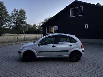Citroën C3 1.4 5-drs Stuurbekr Elec pakket Trekhaak B.J 2003 inruiler picture 8