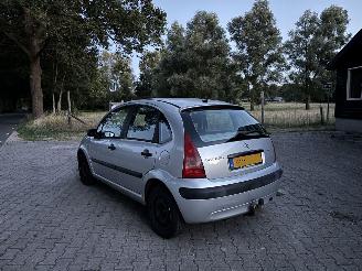 Citroën C3 1.4 5-drs Stuurbekr Elec pakket Trekhaak B.J 2003 inruiler picture 3