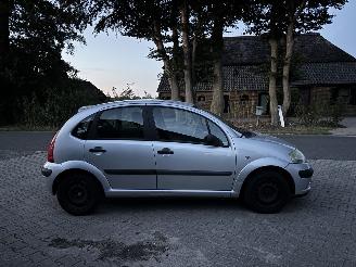 Citroën C3 1.4 5-drs Stuurbekr Elec pakket Trekhaak B.J 2003 inruiler picture 7