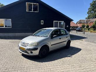 Voiture accidenté Citroën C3 1.4 Ambiance 5-drs Stuurber Elec pakket Trekhaak B.J 2003 Apk april 2027 doffe lak 2003/4