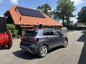 Volkswagen T-Cross AUTOMAAT 116 PK NAVI CLIMA CAMERA LED B.J 06-2024 FACELIFT picture 2