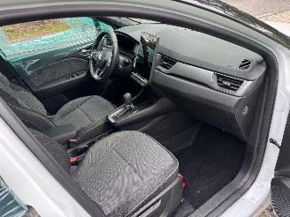 Renault Captur 1.6 E TECH HYBRIDE AUTOMAAT NAVI CLIMA CAMERA B.J 10-2025 New Model picture 10