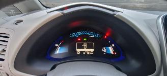 Nissan Leaf Navi Clima Camera lmv B.J 2012 geen schade picture 9