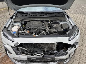 Hyundai Kona LINE SPORT 1.0 T-GDI CLIMA CAMERA APP LED B.J 04-2023 picture 8