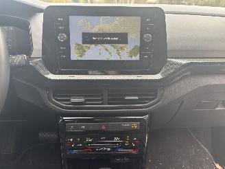 Volkswagen T-Cross AUTOMAAT 116 PK NAVI CLIMA CAMERA B.J 12-2024 picture 15