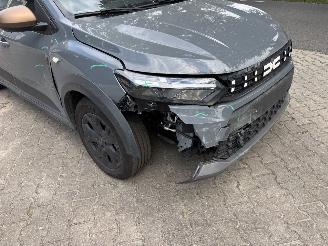 Dacia Jogger 1.8 AUTOMAAT 7 PERS EXTREEM NAVI CLIMA CAMERA CRUISE LED B.J 04-2026 picture 8