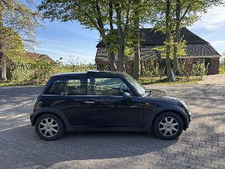 Mini One 1.6 EDITION 3-drs Panoramadak B.J 2002 picture 7