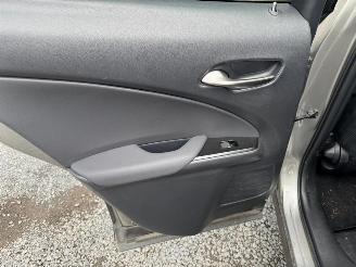 Lexus UX  picture 27