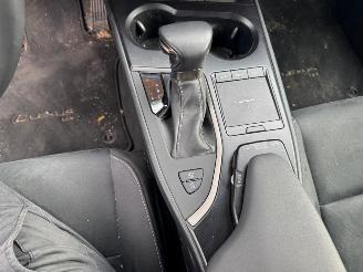 Lexus UX  picture 26