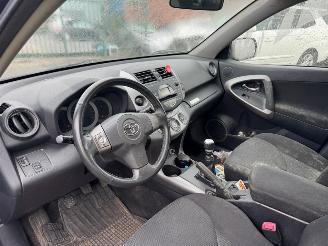 Toyota Rav-4  picture 14