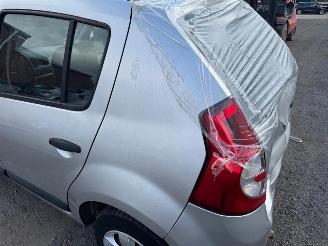 Dacia Sandero I picture 8