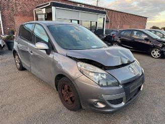 Renault Scenic  picture 3