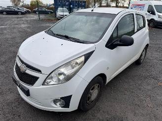 damaged passenger cars Chevrolet Spark  2012/9