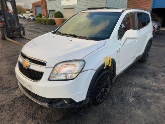 Vaurioauto  passenger cars Chevrolet Orlando  2012/5