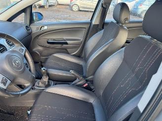 Opel Corsa D picture 20