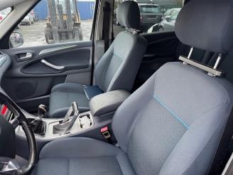 Ford S-Max  picture 25