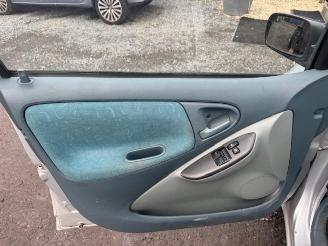 Toyota Yaris  picture 16