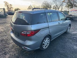 Mazda 5  picture 5