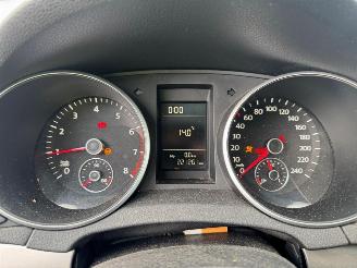 Volkswagen Golf  picture 18