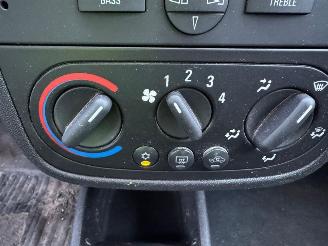 Opel Combo  picture 28