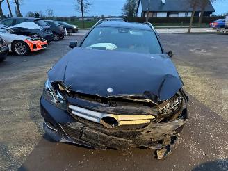 Damaged car Mercedes E-klasse E 250 CDI 4MATIC 2014/1