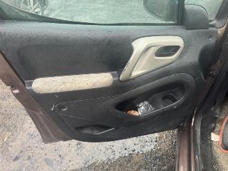 Peugeot Partner  picture 16