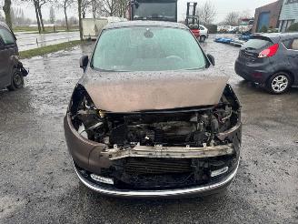 Damaged car Renault Mégane Scénic III SCENIC III PRIVILEGE 2012/3