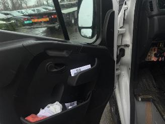 Nissan Interstar  picture 20