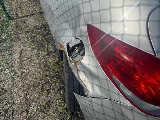 Hyundai Veloster  picture 8