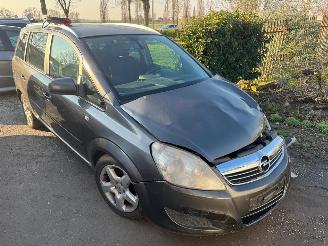 Opel Zafira  picture 4