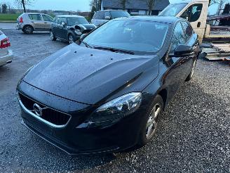 Schadeauto Volvo V-40  2017/2