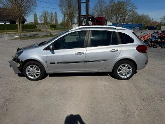 Renault Clio III GRANDTOUR EXCEPTION picture 7