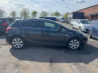 Opel Astra J  ACTIVE picture 7