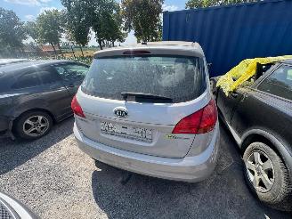 Kia Venga  picture 4
