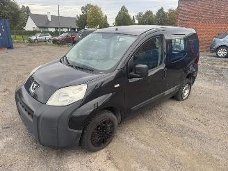 damaged passenger cars Peugeot Bipper  2008/4