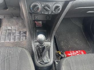 Suzuki Swift  picture 16