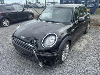 Vaurioauto  passenger cars Mini One D 2015/7