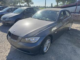 Schadeauto BMW 3-serie 318D 2006/3