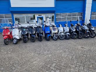 skadebil bromfiets Yamaha   2020/1