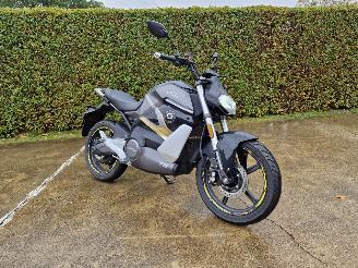 Vaurioauto  scooters Super Soco  STREET HUNTER 45KM 2023/1