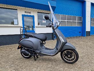 Vespa  SPRINT picture 4