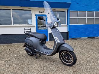 Unfall Kfz Roller Vespa  SPRINT 2016/1