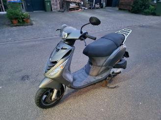  Piaggio  ZIP 4T 2V CARBURATEUR MOD 2012/6