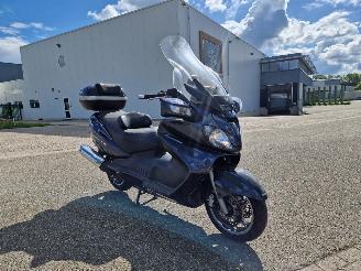 Schade scooter Suzuki  AN 650 BURGMAN EXECUTIVE 2012/8
