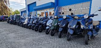 Yamaha  NEW IN , SCOOTER + MOTOR picture 16