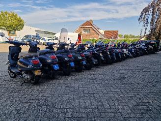 Yamaha  NEW IN , SCOOTER + MOTOR picture 17