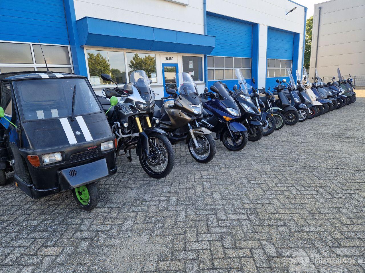 Yamaha  NEW IN , SCOOTER + MOTOR