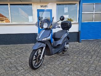 Piaggio  LIBERTY I-GET C54 BROM 45KM picture 12