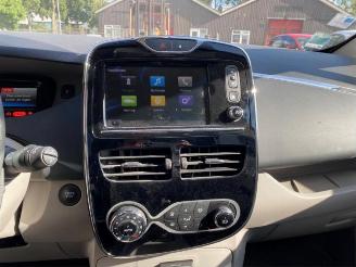 Renault Zoé Zoe (AG), Hatchback 5-drs, 2012 51kW picture 11