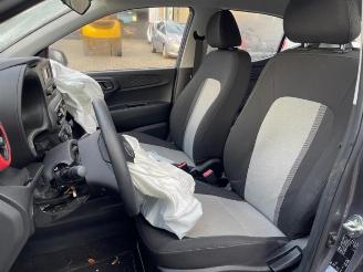 Hyundai I-10 i10, Hatchback, 2019 1.0 12V picture 13